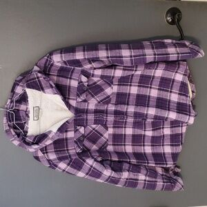 Boston Traders size L